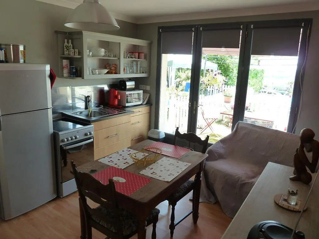 Le Mas De Gramat Payrac Bed & Breakfast